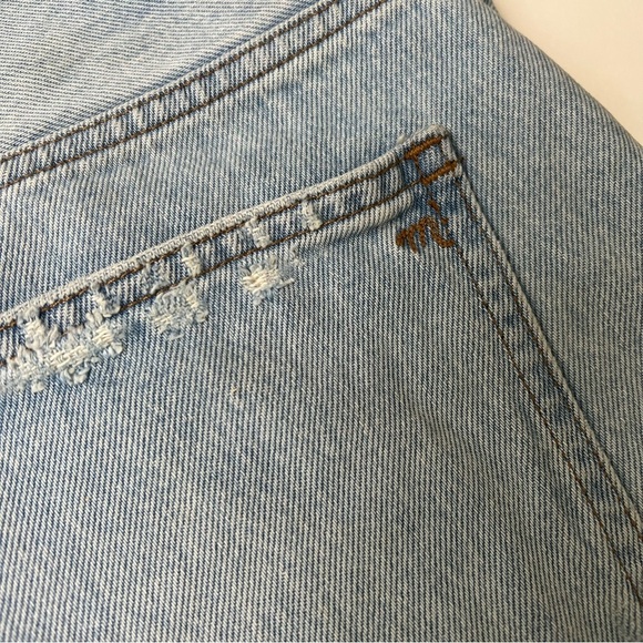 MADEWELL Relaxed Denim Lightwash Distressed Frayed Hem Shorts SZ 33 - Picture 8 of 13